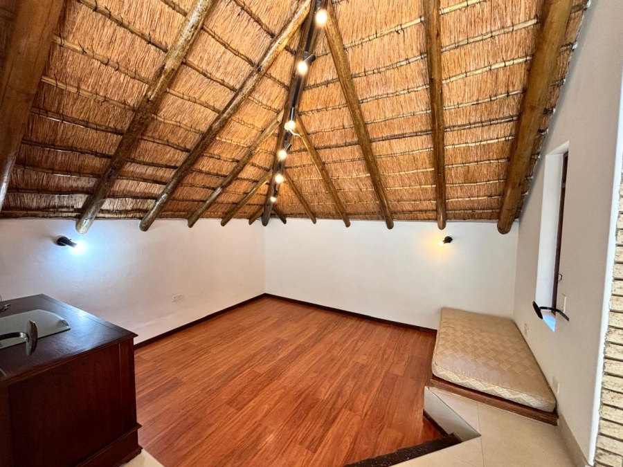 3 Bedroom Property for Sale in Mooivallei Park North West